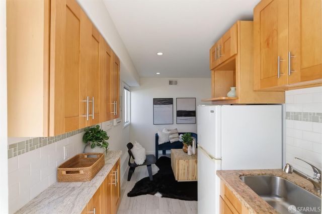 2701 43rd Avenue, San Francisco, CA 94116