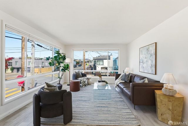 2701 43rd Avenue, San Francisco, CA 94116