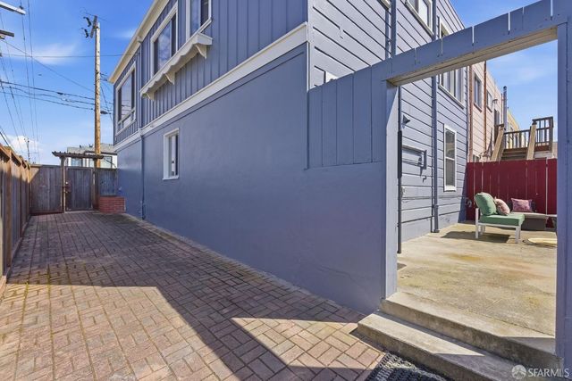 2701 43rd Avenue, San Francisco, CA 94116