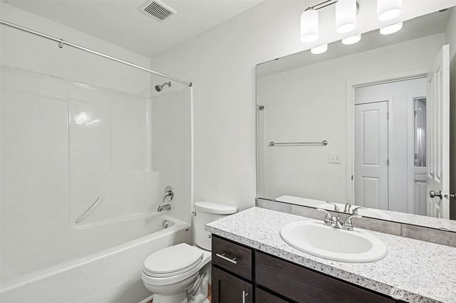924 S 134th Street, Tacoma, WA 98444