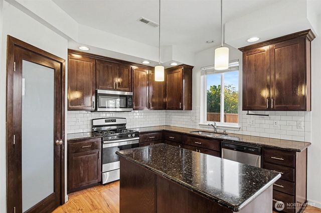 924 S 134th Street, Tacoma, WA 98444