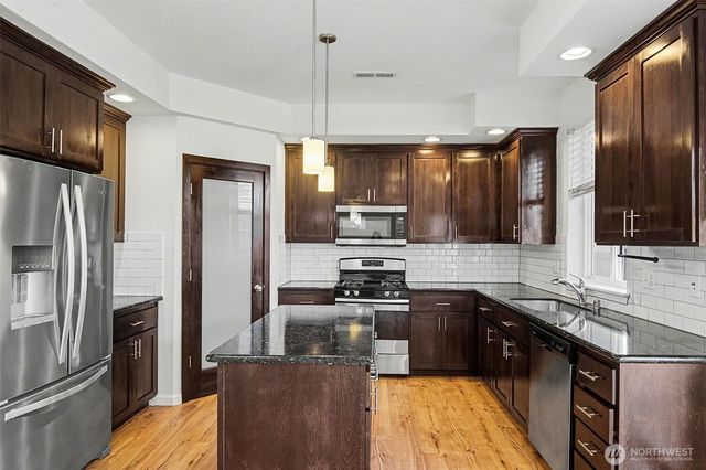 924 S 134th Street, Tacoma, WA 98444