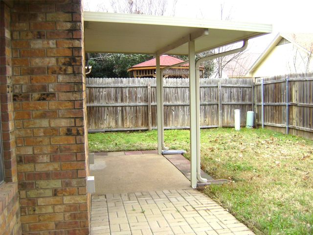 1714 Red Bud Lane, Euless, TX 76039