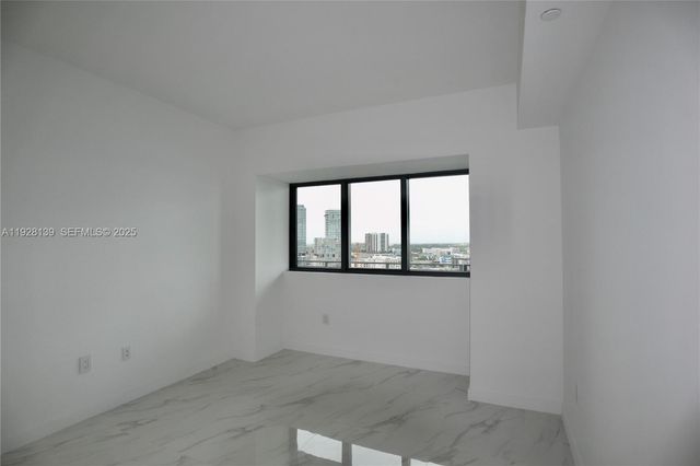 650 NE 32 1703, Miami, FL 33137