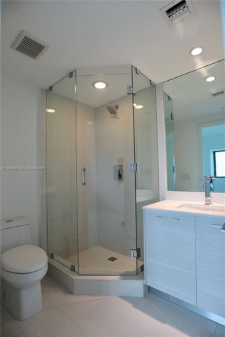 650 NE 32 1703, Miami, FL 33137