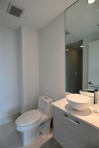 650 NE 32 1703, Miami, FL 33137