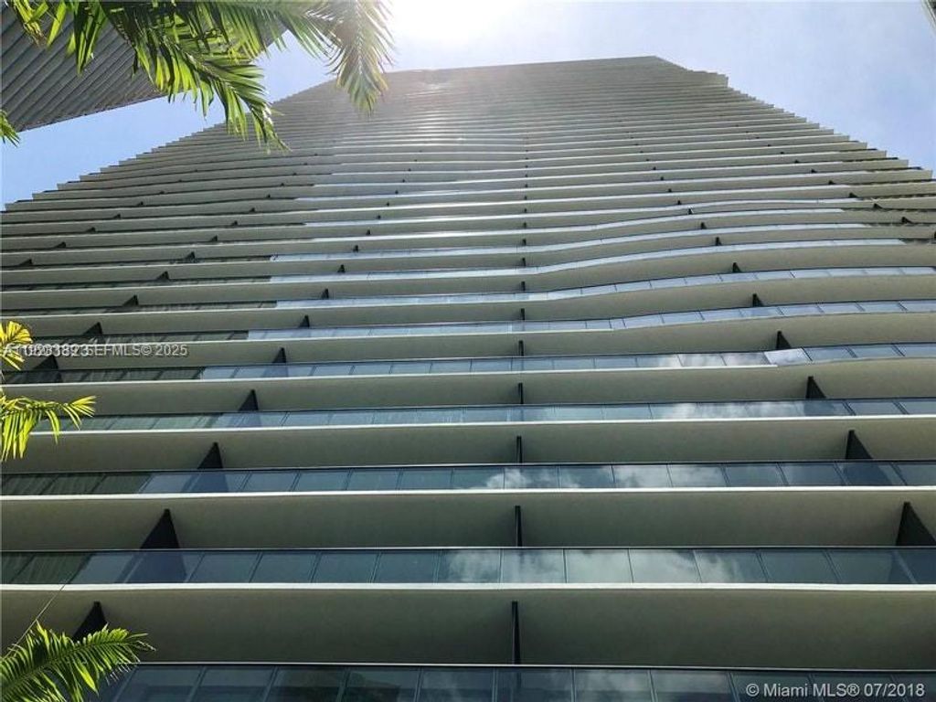 650 NE 32 1703, Miami, FL 33137