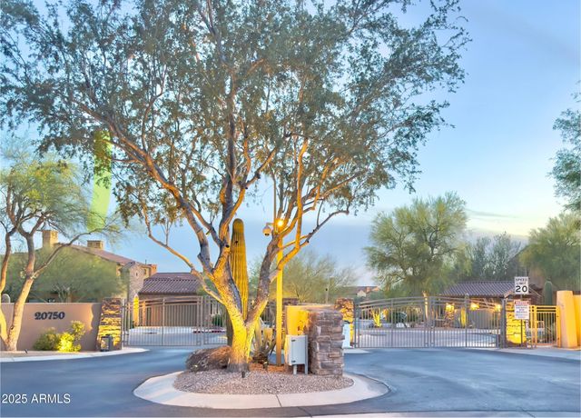 20750 N 87TH Street 2031, Scottsdale, AZ 85255