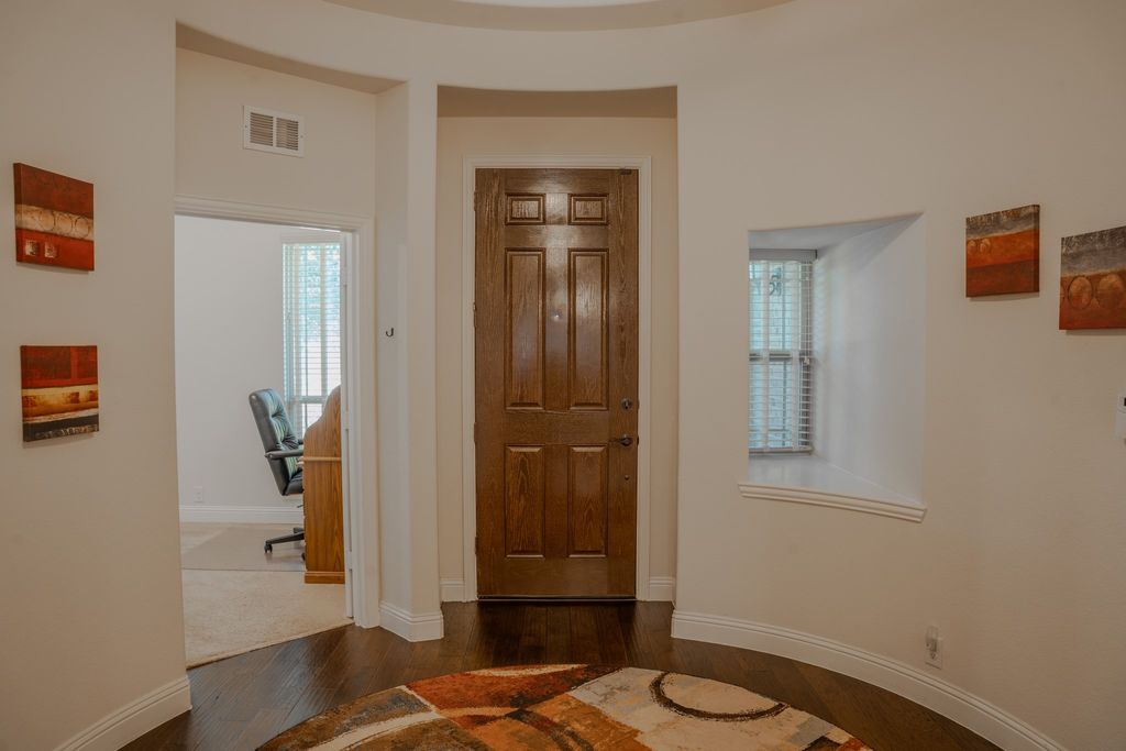 1317 Monticello Drive, Burleson, TX 76028 — photo 4