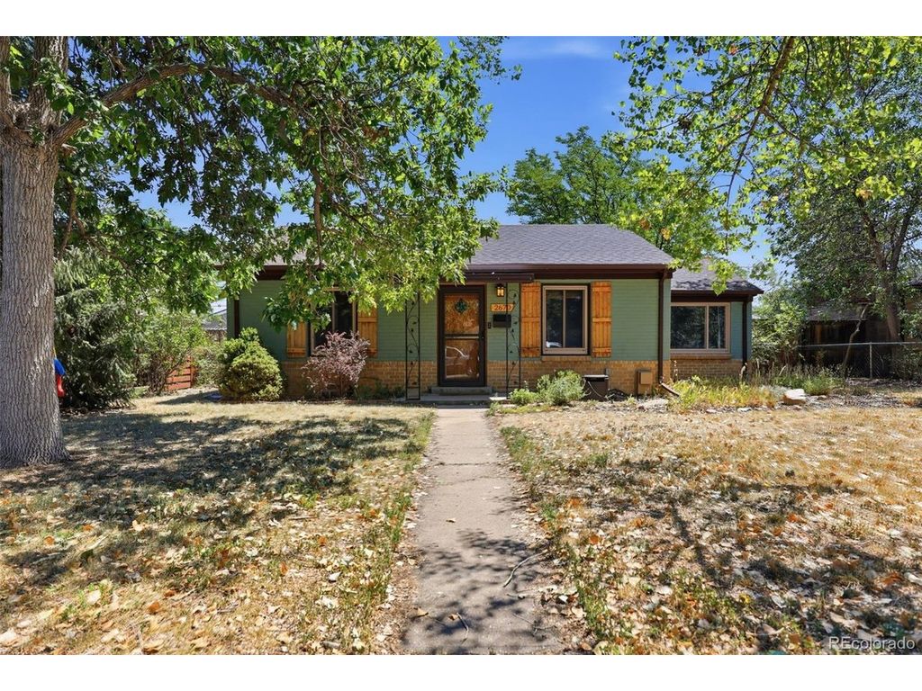 2670 Olive St, Denver, CO 80207