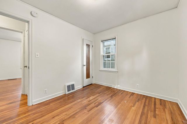 5549 37th Avenue S, Minneapolis, MN 55417