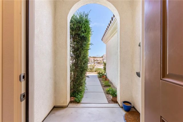 11614 Cascade Street, Apple Valley, CA 92308