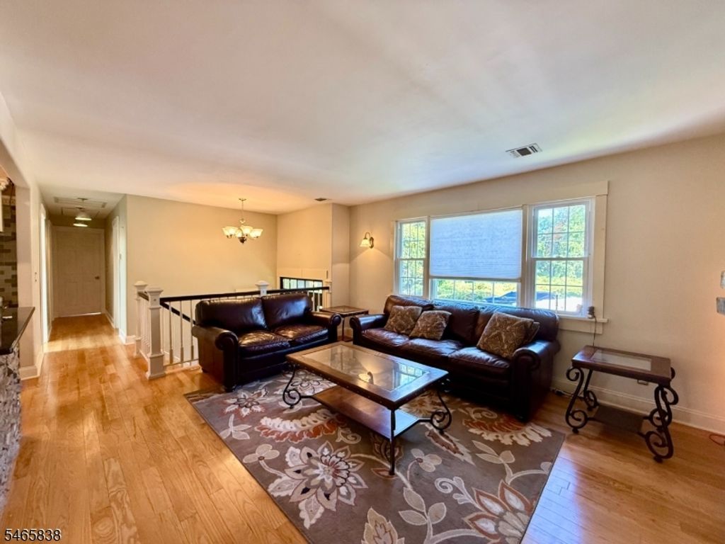 15 Hazel St, Lincoln Park Boro, NJ 07035 — photo 4