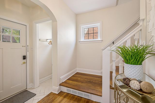 1425 E Park Place, Ann Arbor, MI 48104