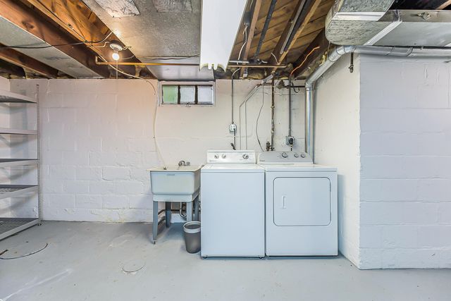1425 E Park Place, Ann Arbor, MI 48104