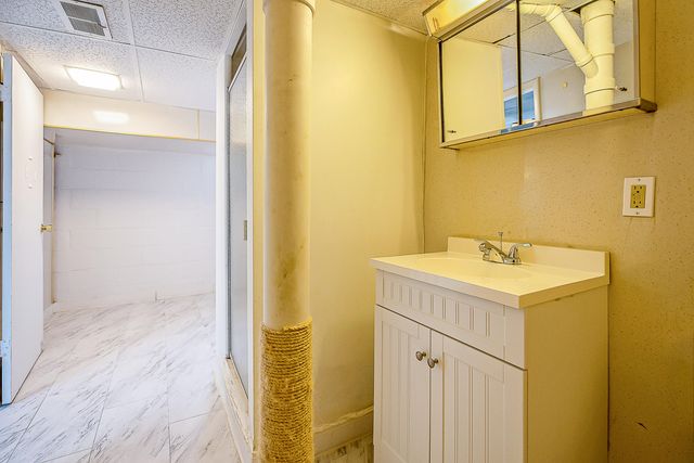 1425 E Park Place, Ann Arbor, MI 48104