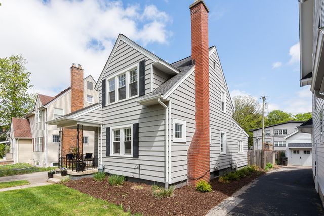 1425 E Park Place, Ann Arbor, MI 48104