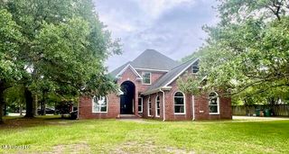 2513 Duck Lake Drive, Moss Point, MS 39563