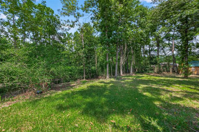 24505 Peach Creek Dr, New Caney, TX 77357