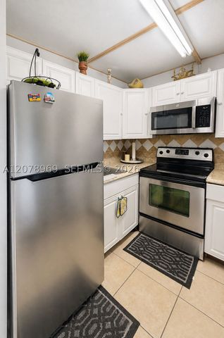 425 Southampton B 425, West Palm Beach, FL 33417