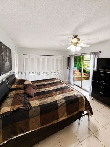 425 Southampton B 425, West Palm Beach, FL 33417