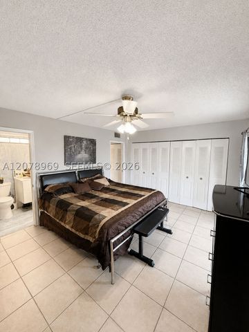 425 Southampton B 425, West Palm Beach, FL 33417