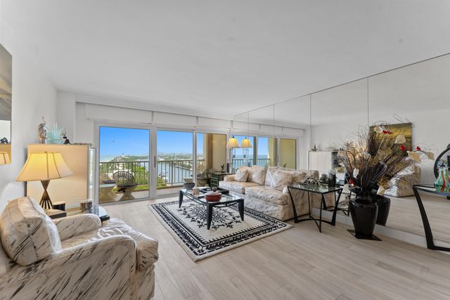 1021 HILLSBORO MILE PH3, Hillsboro Beach, FL 33062