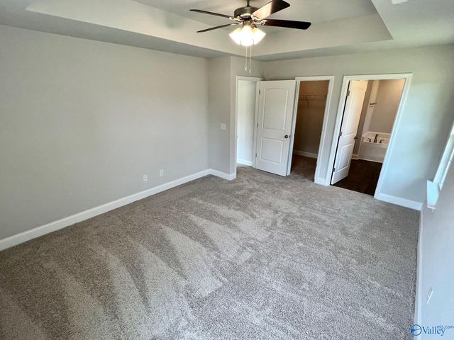 9107 SE Eagle Trace Drive, Owens Cross Roads, AL 35763