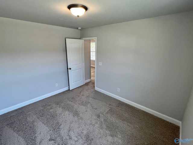 9107 SE Eagle Trace Drive, Owens Cross Roads, AL 35763