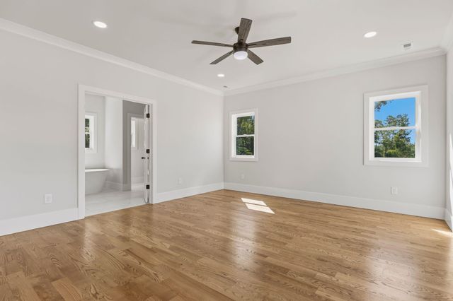 796 Bethesda Rd, Spartanburg, SC 29302