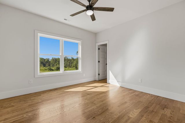 796 Bethesda Rd, Spartanburg, SC 29302