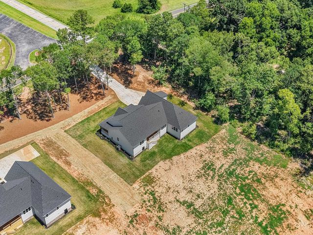796 Bethesda Rd, Spartanburg, SC 29302