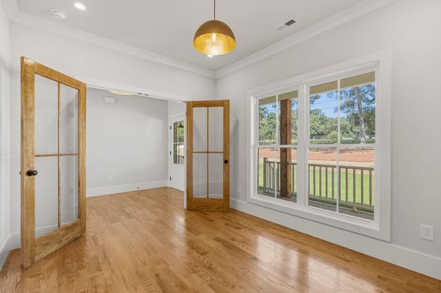796 Bethesda Rd, Spartanburg, SC 29302