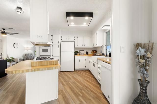 155 Las Flores Drive 25, San Marcos, CA 92069