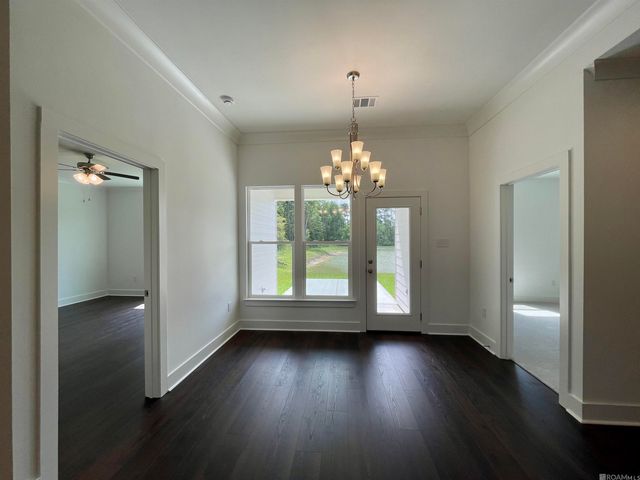 9674 Brookfield Ave, Denham Springs, LA 70726