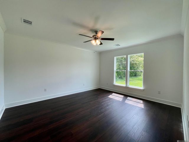 9674 Brookfield Ave, Denham Springs, LA 70726