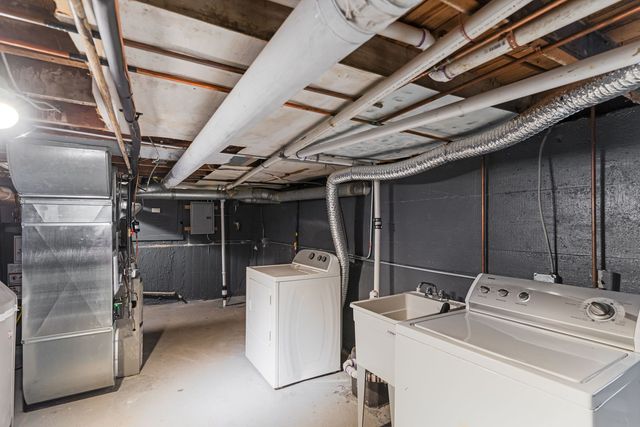 26347 W Shannon Avenue, Antioch, IL 60002