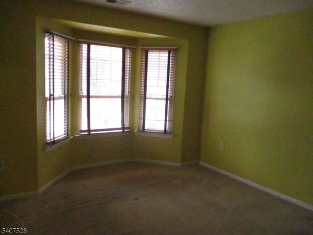 76 Boston St, Newark City, NJ 07103