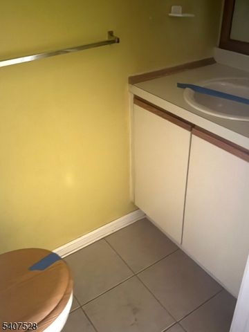 76 Boston St, Newark City, NJ 07103