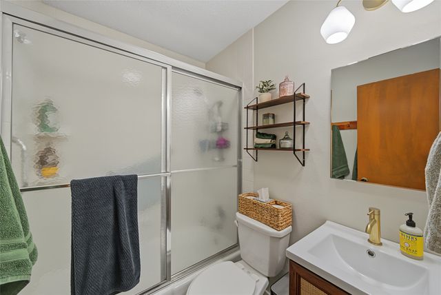 310 N 11th Street, Indianola, IA 50125
