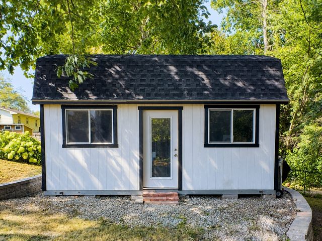 310 N 11th Street, Indianola, IA 50125