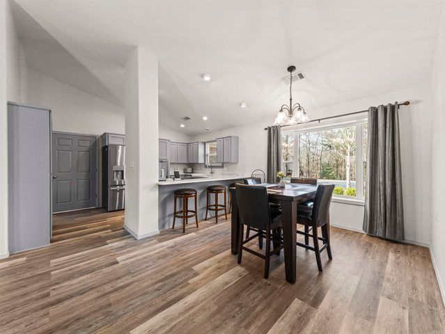 10 Soga Pl, Hot Springs Village, AR 71909