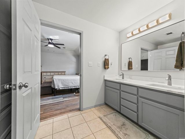 10 Soga Pl, Hot Springs Village, AR 71909