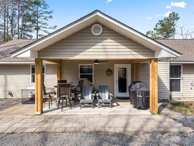 10 Soga Pl, Hot Springs Village, AR 71909