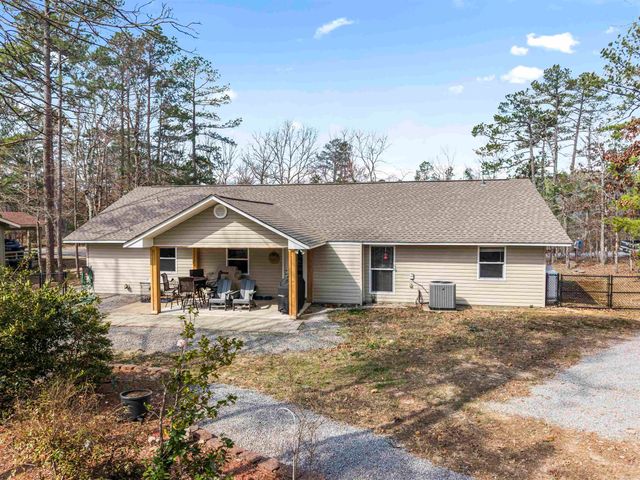 10 Soga Pl, Hot Springs Village, AR 71909