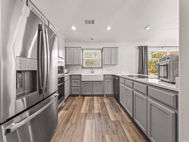 10 Soga Pl, Hot Springs Village, AR 71909