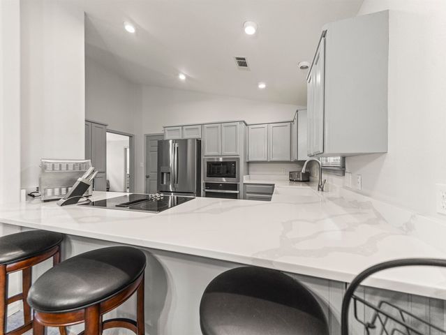 10 Soga Pl, Hot Springs Village, AR 71909