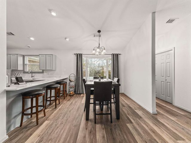 10 Soga Pl, Hot Springs Village, AR 71909