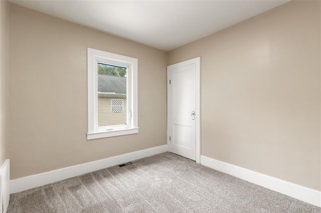 138 Mechanic Street, Pontiac, MI 48342