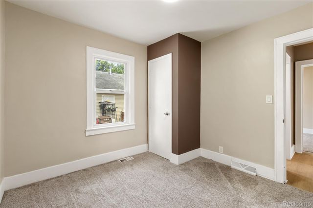 138 Mechanic Street, Pontiac, MI 48342